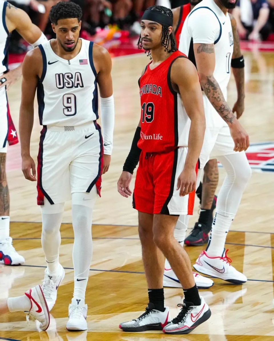 美国男篮队员成功签约顶级品牌代言,形象大噪 美国男篮队员成功签约顶级品牌代言,形象大噪