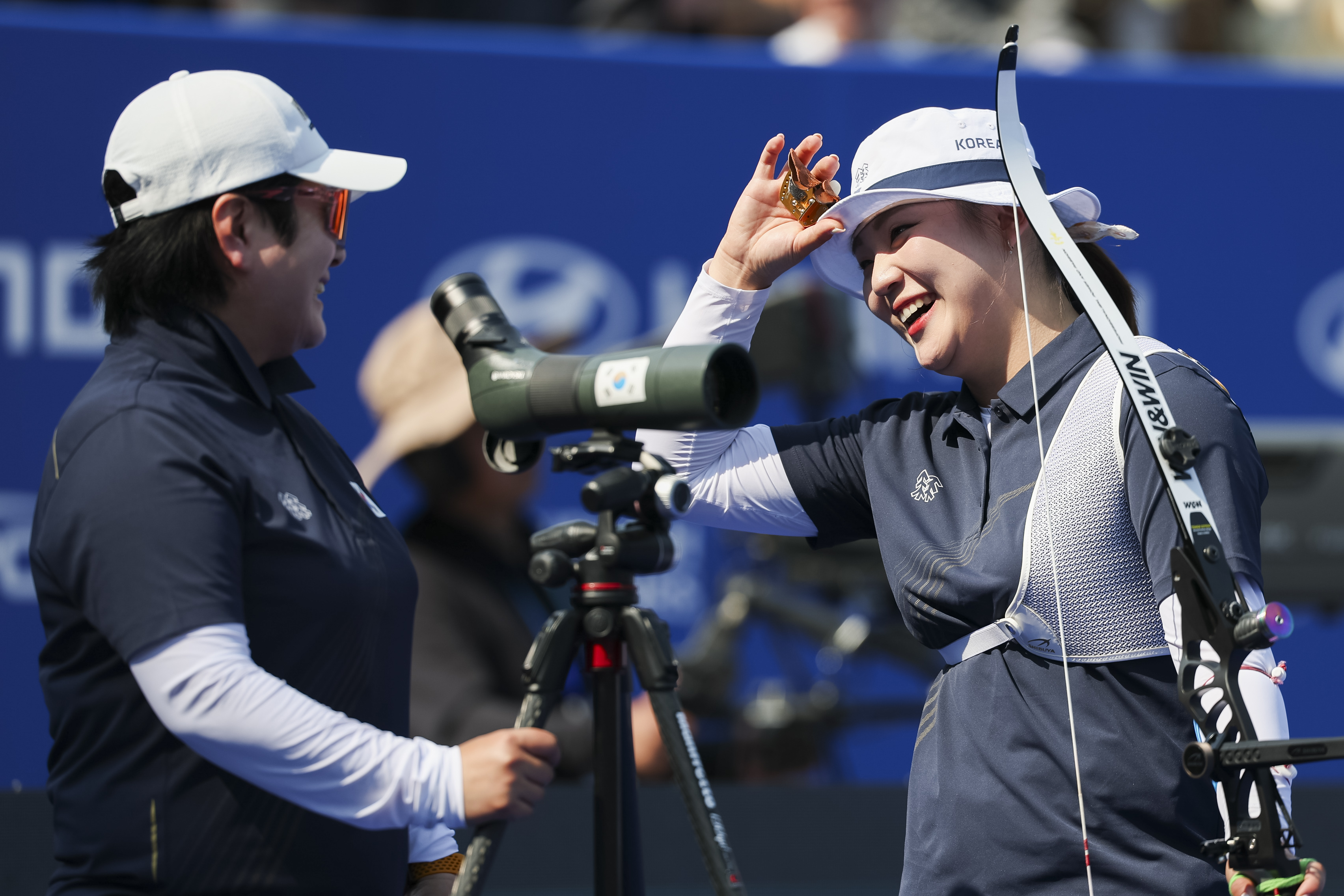 关于意大利女子射箭选手技高一筹,夺冠荣耀的信息 关于意大利女子射箭选手技高一筹,夺冠荣耀的信息