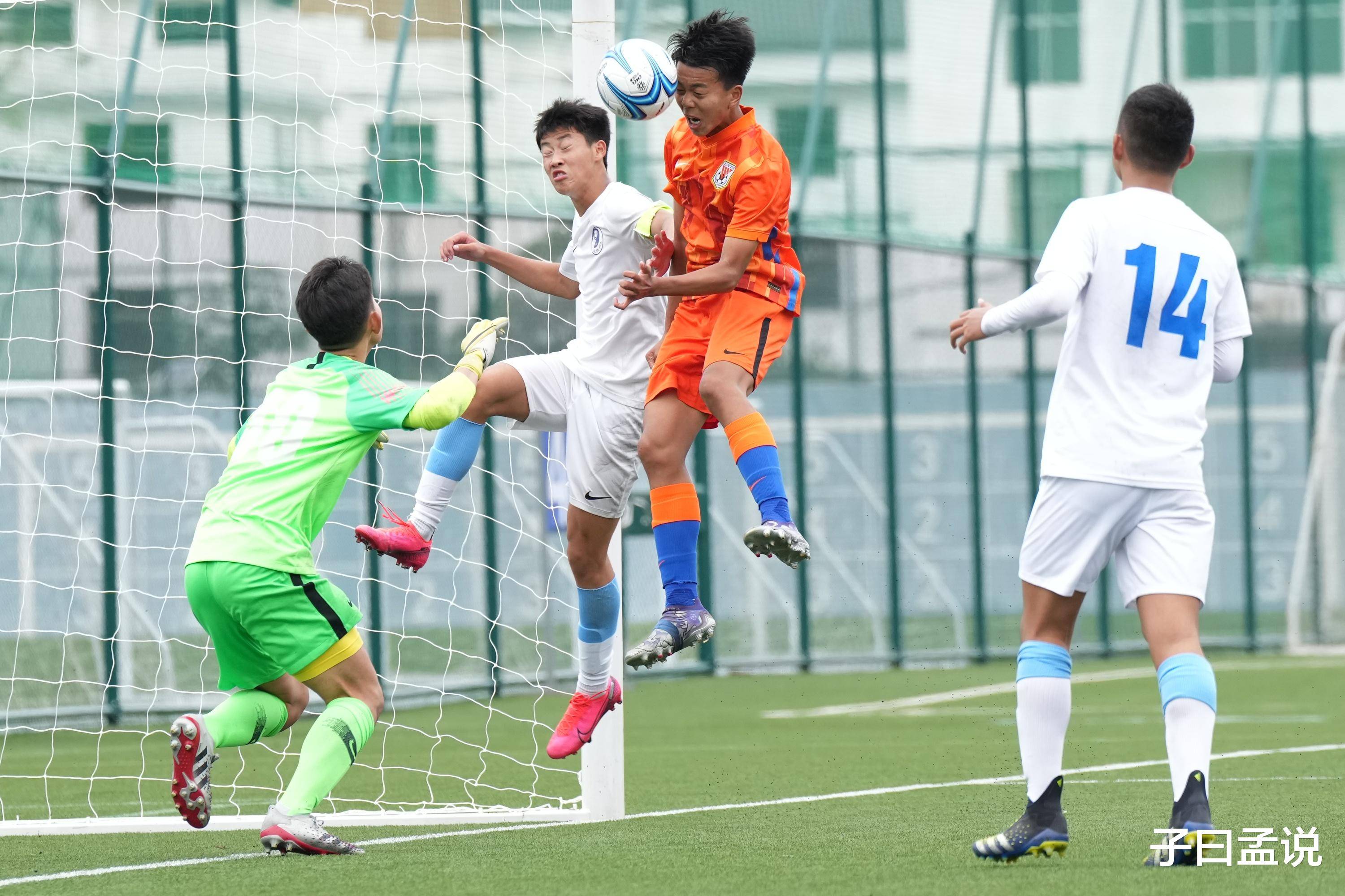 球员们在比赛中展现出色技术