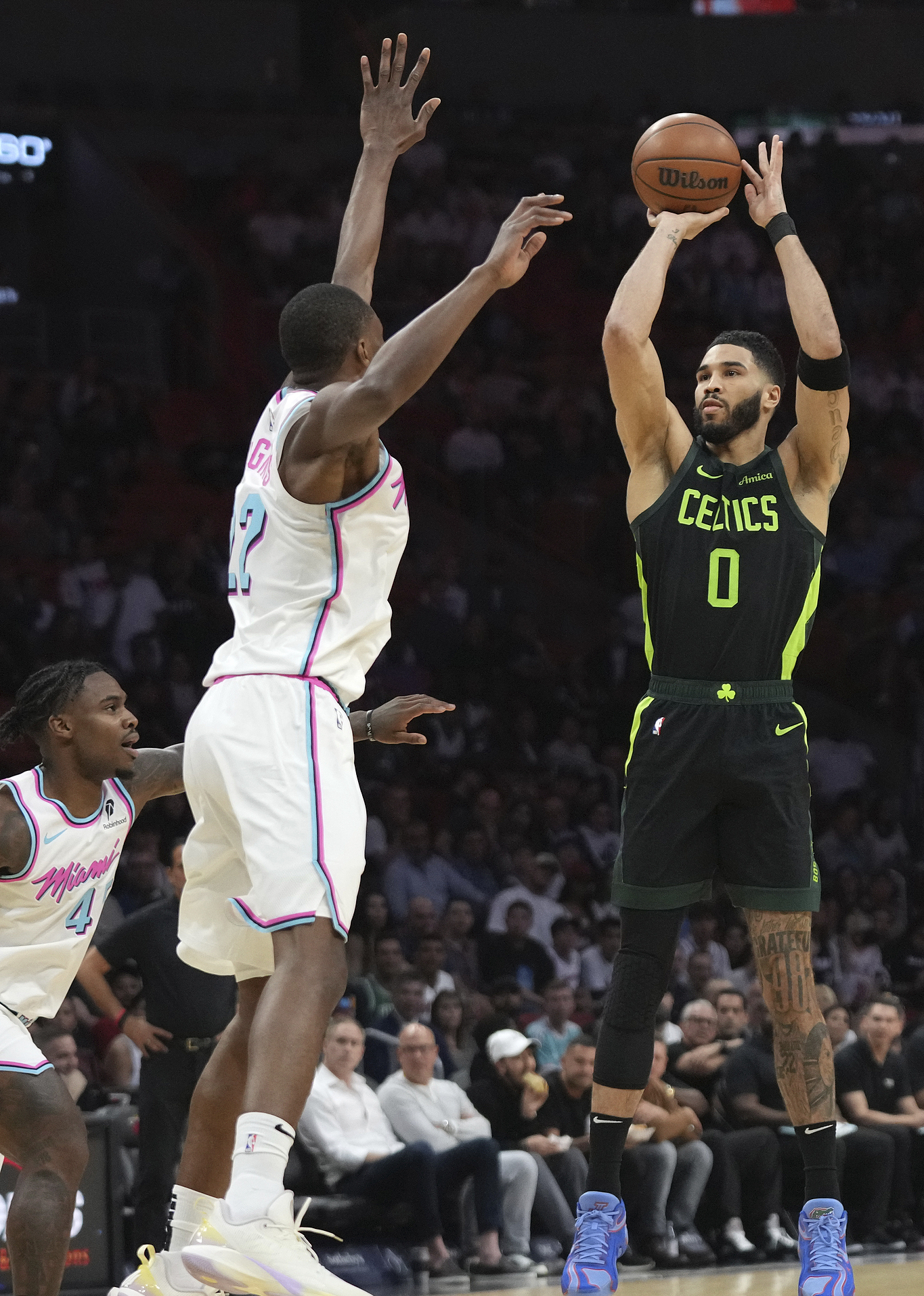 热火客场击败凯尔特人