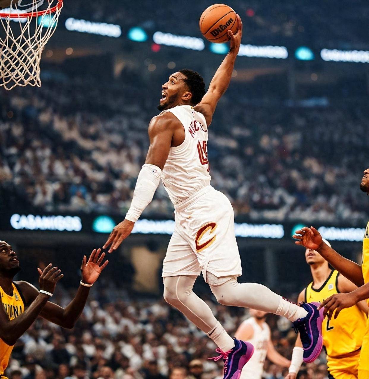 步行者客场击败老鹰上演逆转